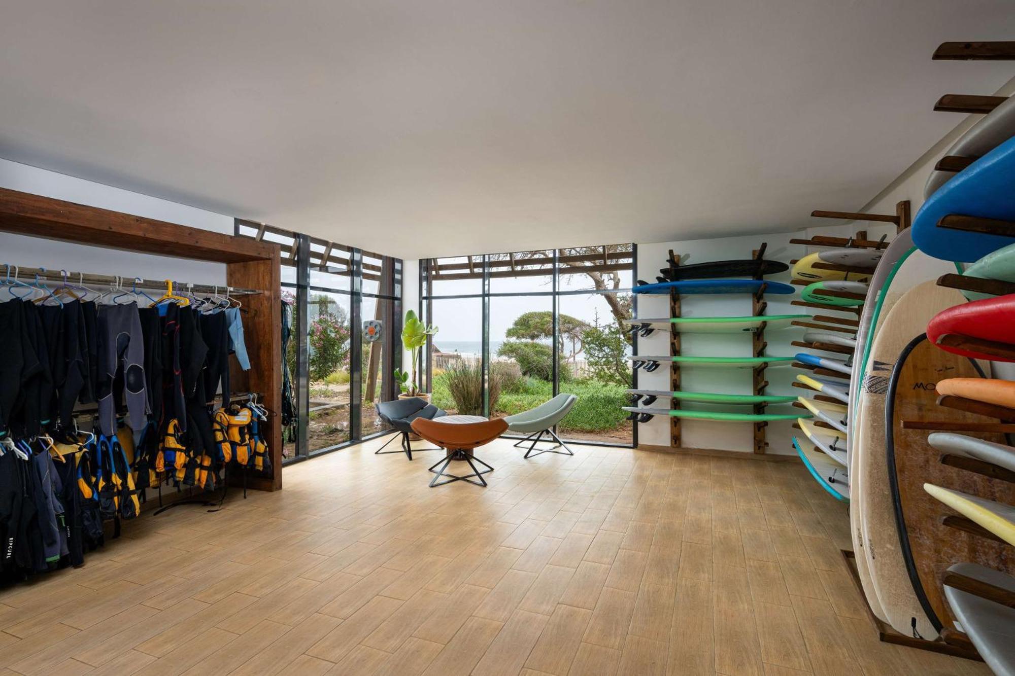 Hotel Radisson Blu Bay Surf Village 5*